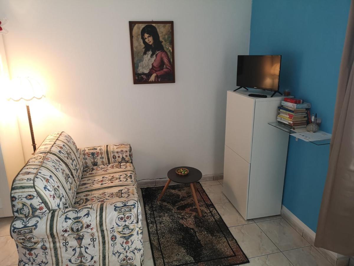 Apartament Casa Carmela Cellole Zewnętrze zdjęcie